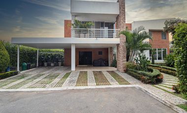 ALQUILER o VENTA  CASA - PANCE- LUXURY