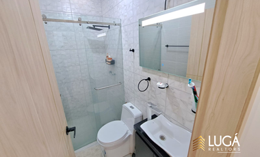 Moderna Casa en urbanización privada en venta, sector sur de Manta, Ecuador