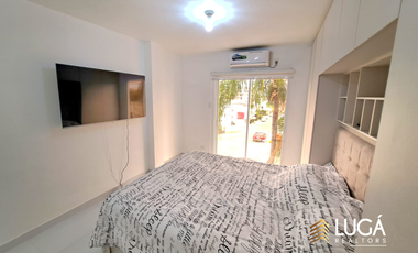 Moderna Casa en urbanización privada en venta, sector sur de Manta, Ecuador