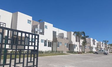 Venta de casa duplex con alberca a 20 minutos de Cocoyoc