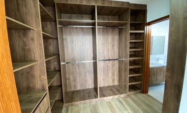 Casa en venta en tumbaco hilacril a estrenar cerca a la plaza