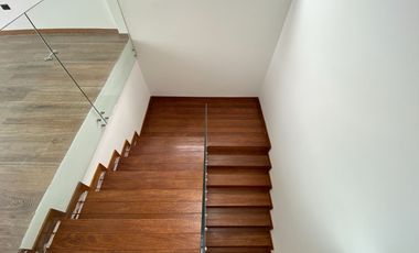 Casa en venta en tumbaco hilacril a estrenar cerca a la plaza