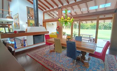 Countryhome on Double Lot in Residential Community - Llanogrande