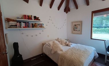 Countryhome on Double Lot in Residential Community - Llanogrande