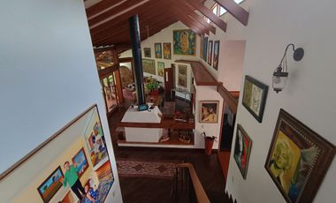 Countryhome on Double Lot in Residential Community - Llanogrande
