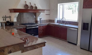 Hermosa casa con piscina en residencial de Puerto Aventuras, 3 minutos al mar