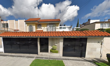 Casa En Venta En El Centro De Satelite,REMATE BANCARIO ,NO CREDITOS-