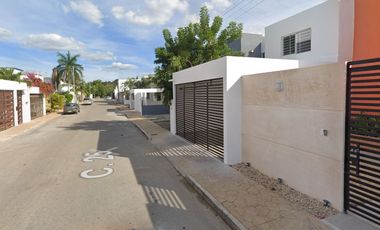 Gran Remate, Casa en Col. Hacienda Sodzil Nte., Mérida, Yuc.