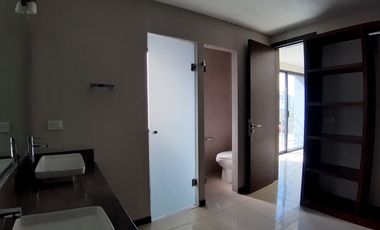 Casa en Venta nueva con roof garden en coto en Solares en Zapopan