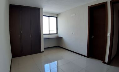 Casa en Venta nueva con roof garden en coto en Solares en Zapopan