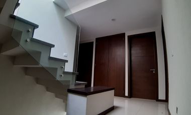 Casa en Venta nueva con roof garden en coto en Solares en Zapopan