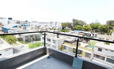 Ultimo Duplex 03 dorm. 225 m2 Av. Benavides Surco