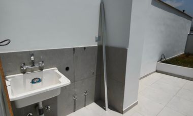 Ultimo Duplex 03 dorm. 225 m2 Av. Benavides Surco