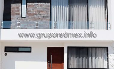 Casa en venta en Los Robles Zibata II, El Marques, Queretaro