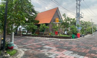 Rumah 2 lantai Taman Botanical PPS Suci Manyar Gresik