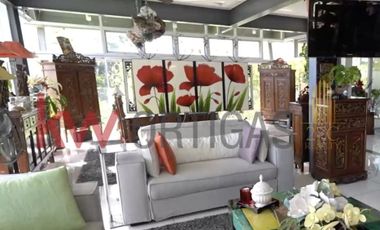 Modern Glass House with Elevator for Sale in Manila Southwoods, Carmona, Cavite