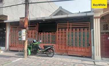 Rumah Dijual di Jl Kedung Rukem Tegalsari Surabaya Pusat