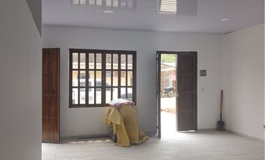 PORTUGAL DE PIEDRAS, SE VENDE CASA SOBRE LA VIA
