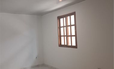 PORTUGAL DE PIEDRAS, SE VENDE CASA SOBRE LA VIA