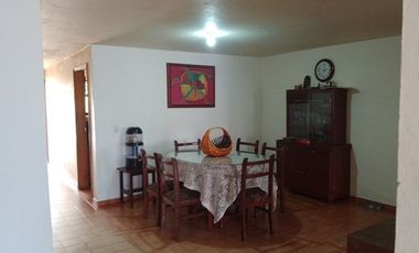 CASA INDEPENDIENTE VENDO