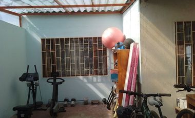 CASA INDEPENDIENTE VENDO