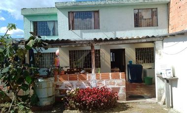CASA INDEPENDIENTE VENDO