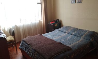 CASA INDEPENDIENTE VENDO