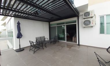 Departamento amueblado PB en renta exclusivo condominio Juriquilla JF