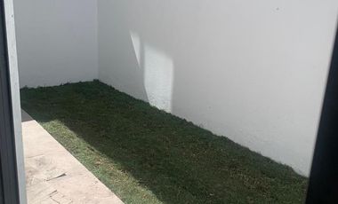 VENDO CASA NUEVA LAGO ESMERALDA