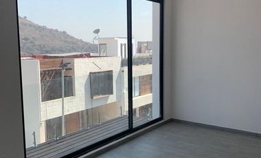 VENDO CASA NUEVA LAGO ESMERALDA