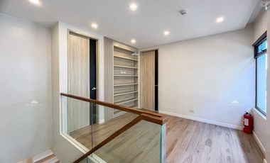 Mahabagin Villas 3 BR 3 Bedroom Property | 4-Storey Townhouse for Sale in Teacher's Village, Quezon City