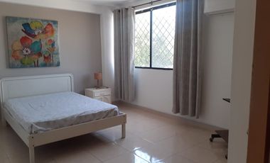 **Apartamento en Renta cuatro dormitorios, Piscina y Garaje San Lorenzo Salinas Ecuador**