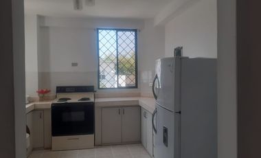 **Apartamento en Renta cuatro dormitorios, Piscina y Garaje San Lorenzo Salinas Ecuador**