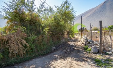 Hermoso terreno de 1,12 ha, con casa amoblada y orilla de río, Valle del Elqui. $245 millones