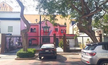 Venta De Casa En San Isidro, Como Terreno.