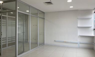 44508 Oficina en arriendo en el sector Restrepo Naranjos