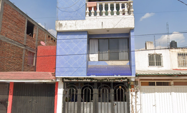 SE VENDE CASA TRES NIVELES