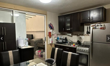 SE VENDE CASA TRES NIVELES