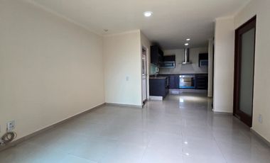 Casa en Privada en Venta en SLP, Lomas 4ta sección