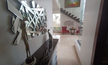 Isla Mocoli, Renta de Hermosa Casa con Piscina