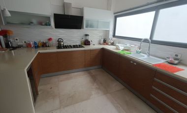 Isla Mocoli, Renta de Hermosa Casa con Piscina