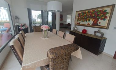 Isla Mocoli, Renta de Hermosa Casa con Piscina