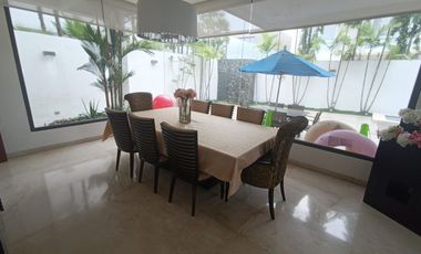 Isla Mocoli, Renta de Hermosa Casa con Piscina