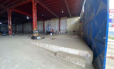 bodega industrial de alquiler Manta Montecristi