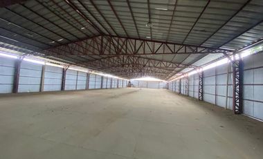 bodega industrial de alquiler Manta Montecristi