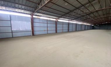 bodega industrial de alquiler Manta Montecristi