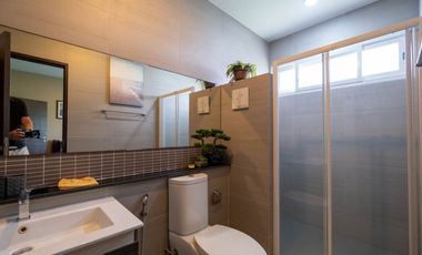 4 Bedroom Pool Villa in Wang Tan Development