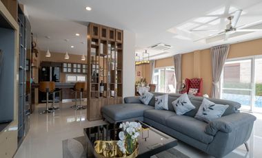 4 Bedroom Pool Villa in Wang Tan Development