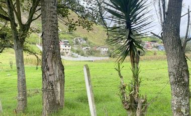 Excelente terreno en venta ideal para urbanizar 13.279m2 cerca al centro de Gualaceo