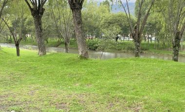 Excelente terreno en venta ideal para urbanizar 13.279m2 cerca al centro de Gualaceo
